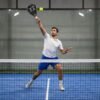 Guía para dominar el smash en pádel: Técnicas esenciales para 2026